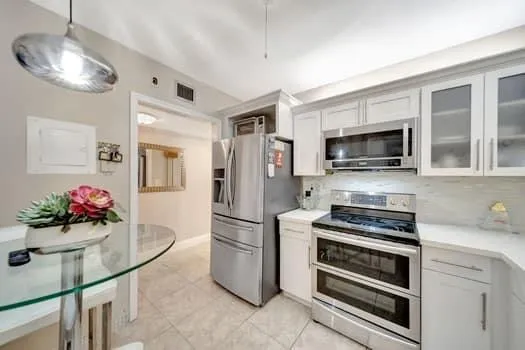 $1,750 | 4841 Northwest 22nd Court, Unit 203, Lauderhill, FL 33313