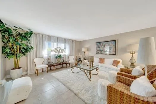 $1,750 | 4841 Northwest 22nd Court, Unit 203, Lauderhill, FL 33313