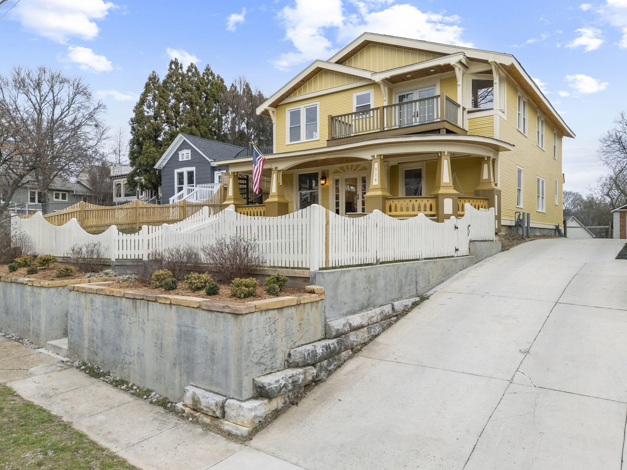 516 Tucker Street Chattanooga, TN 37405 - Photo 3 of 83 1-web-or-mls-DJI_20260218130740_0076_D