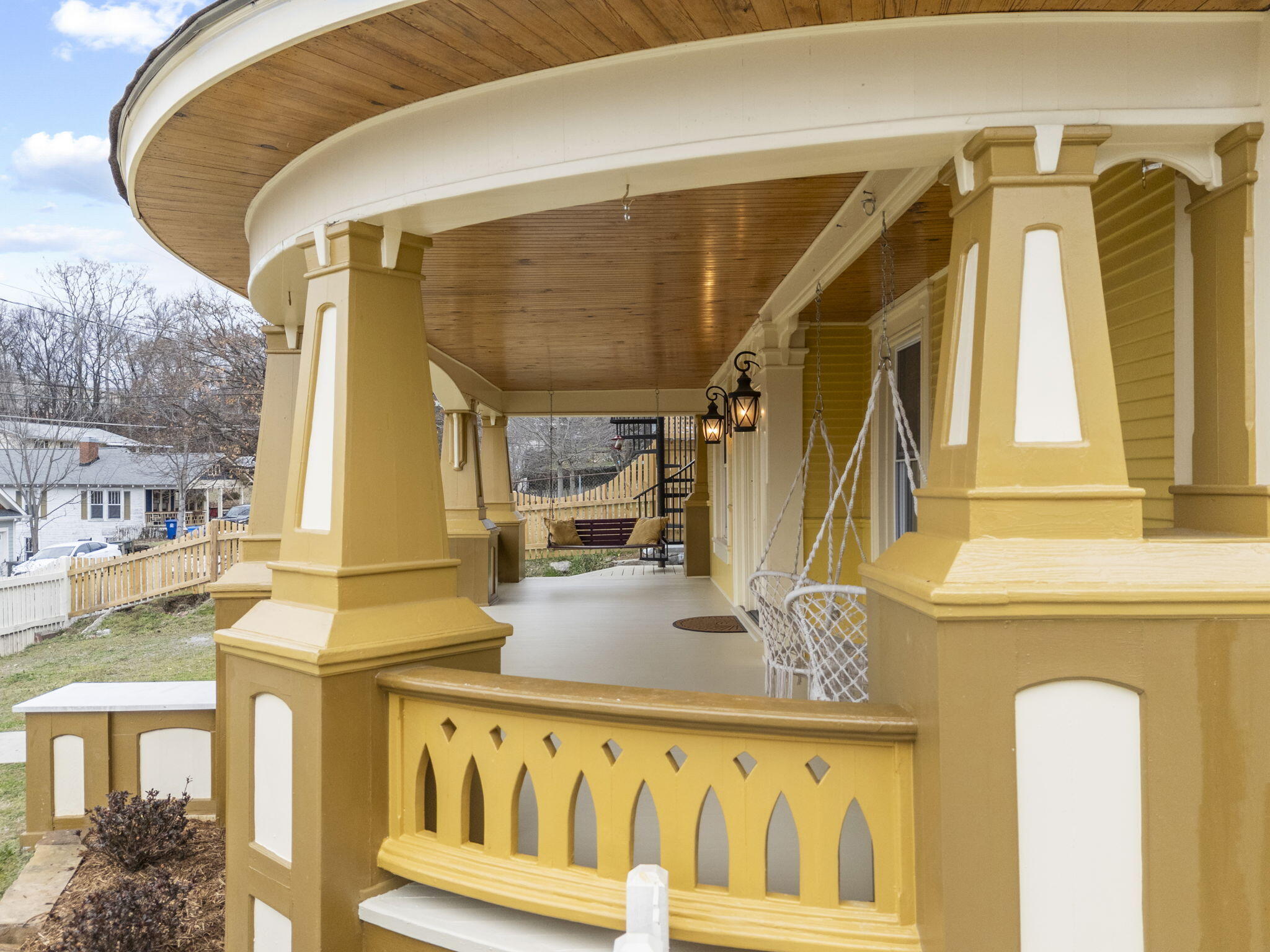 516 Tucker Street Chattanooga, TN 37405 - Photo 6 of 83 7-web-or-mls-DJI_20260218131529_0136_D