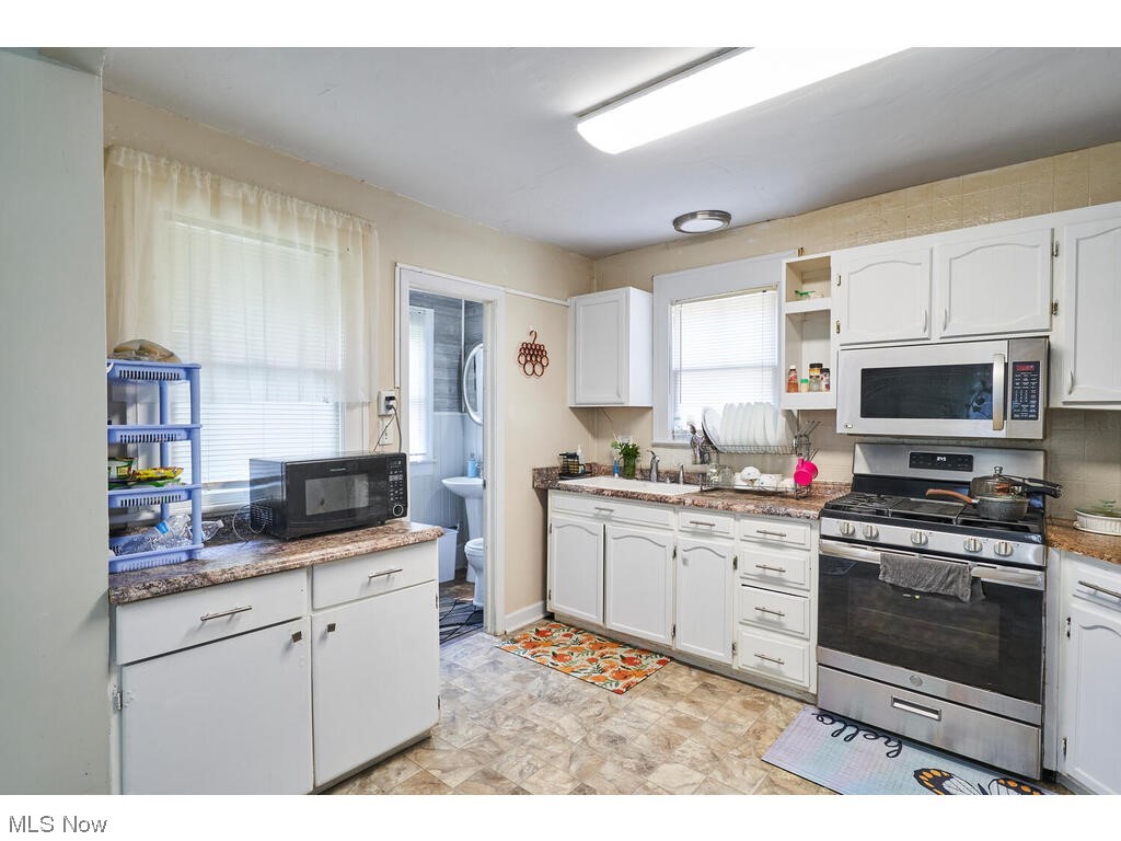1066 Chalker Street Akron, OH 44310 - Photo 10 of 26 Gallery Image 10