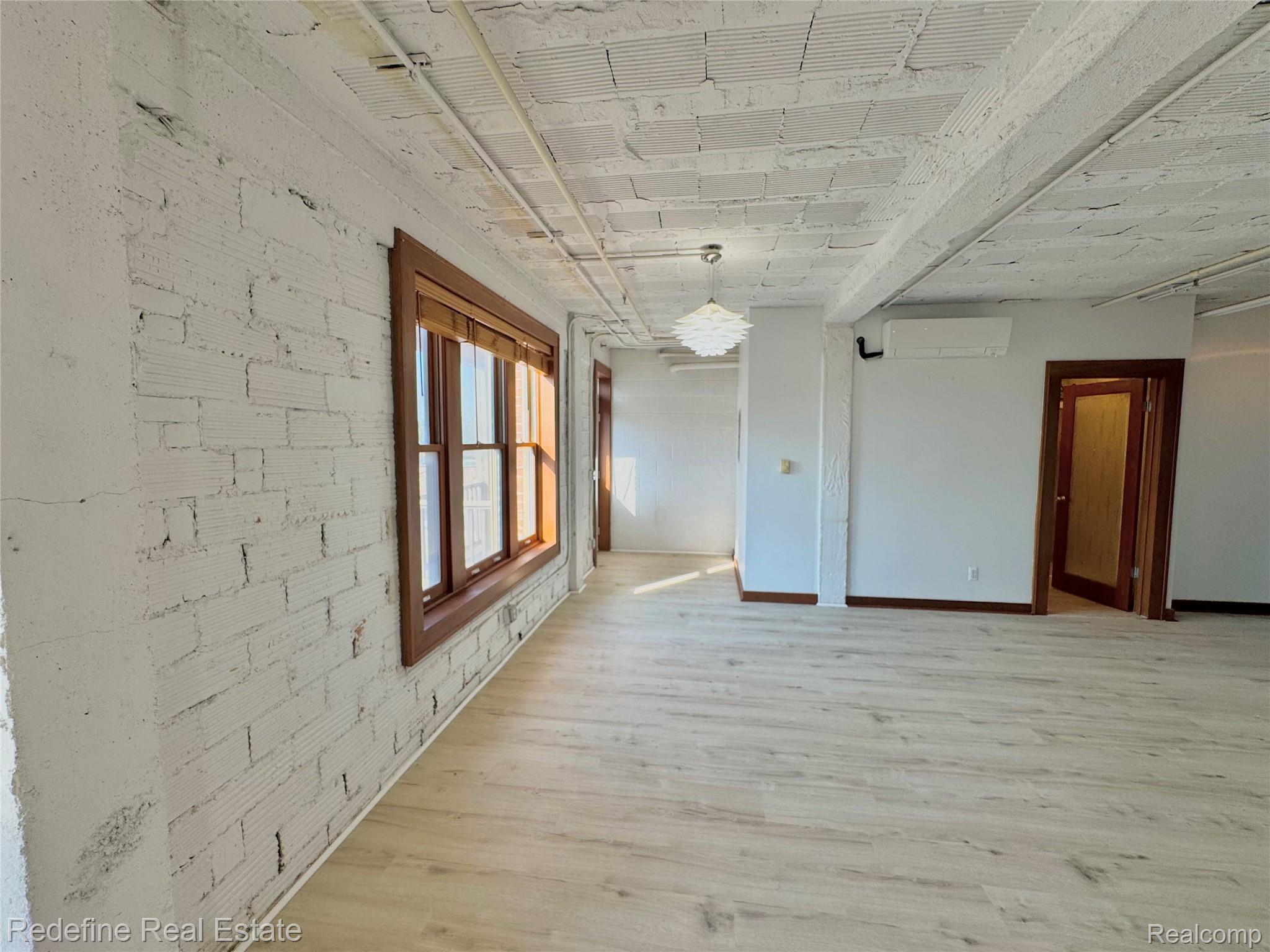 78 Watson Street, Unit 14 Detroit, MI 48201 - Photo 14 of 37 IMG_4626.jpeg