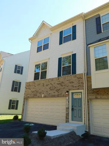 $3,495 | 19753 Green Village Drive, Montgomery Village, MD 20886