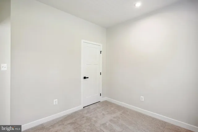 $3,495 | 19753 Green Village Drive, Montgomery Village, MD 20886