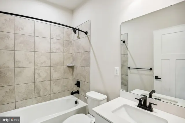 $3,495 | 19753 Green Village Drive, Montgomery Village, MD 20886