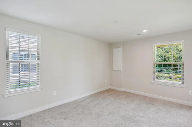 $3,495 | 19753 Green Village Drive, Montgomery Village, MD 20886