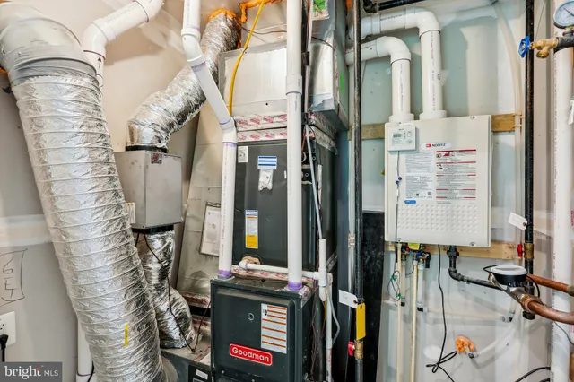 $3,495 | 19753 Green Village Drive, Montgomery Village, MD 20886