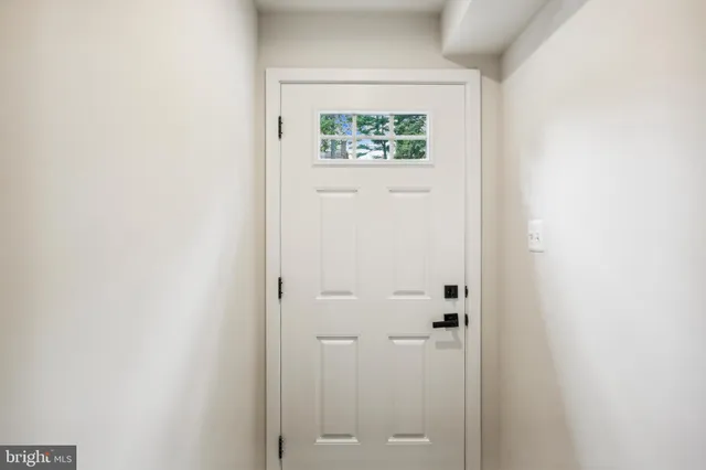 $3,495 | 19753 Green Village Drive, Montgomery Village, MD 20886