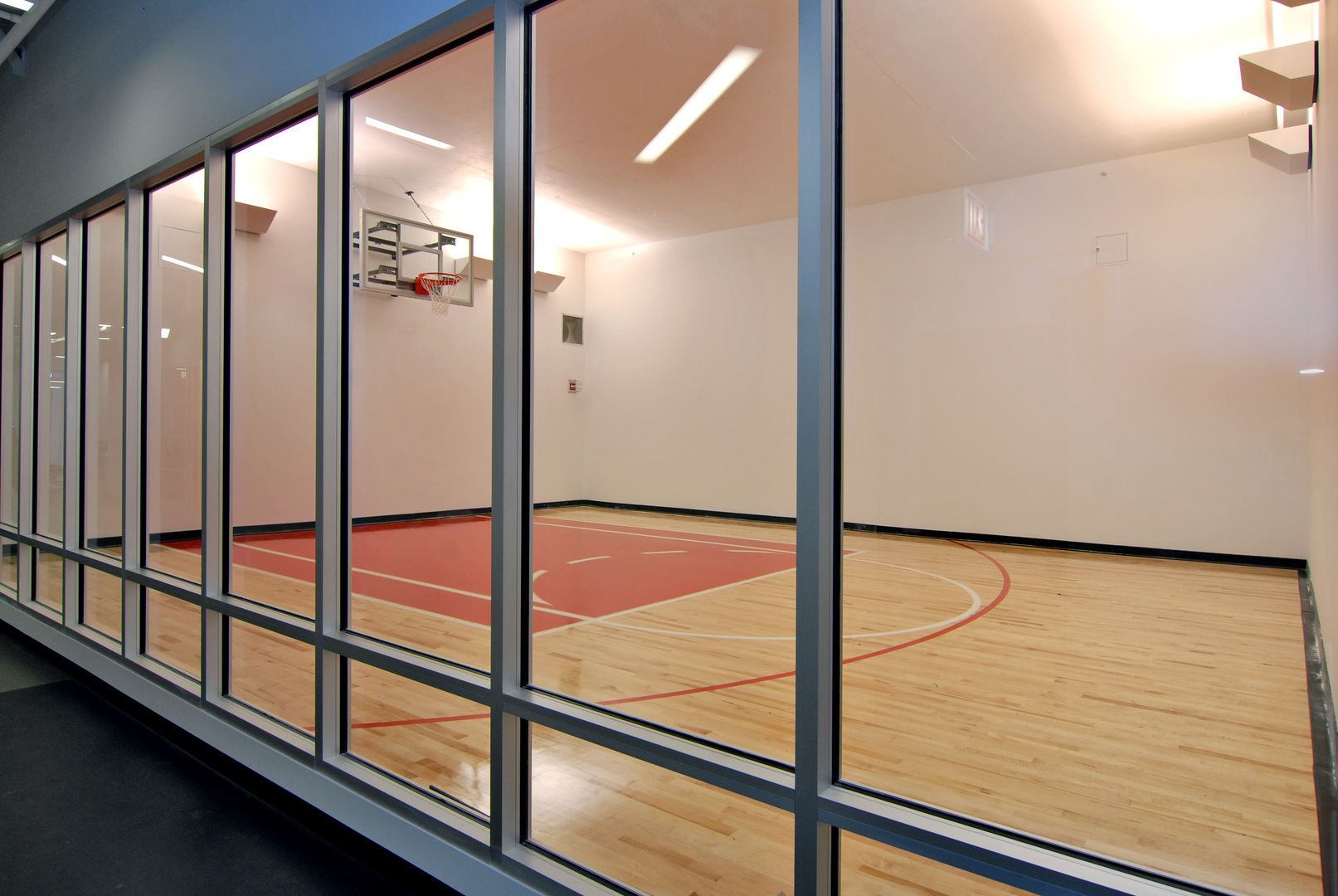 225 North Columbus Drive, Unit 5311 Chicago, IL 60601 - Photo 28 of 36 view of an empty room and window