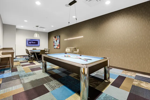 $2,900 | 225 North Columbus Drive, Unit 5311, Chicago, IL 60601