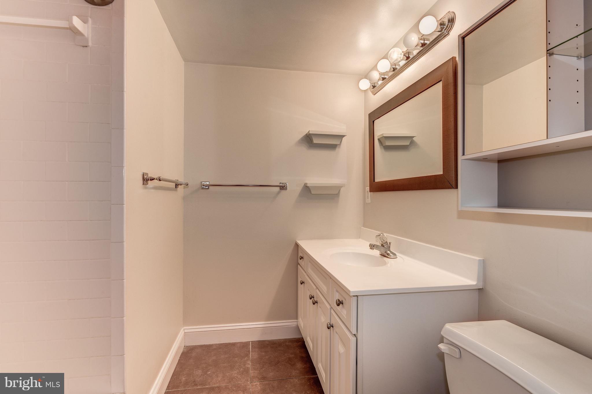 2210 R Street Northwest Washington, DC 20008 - Photo 22 of 29 Bath 2 - Main Unit