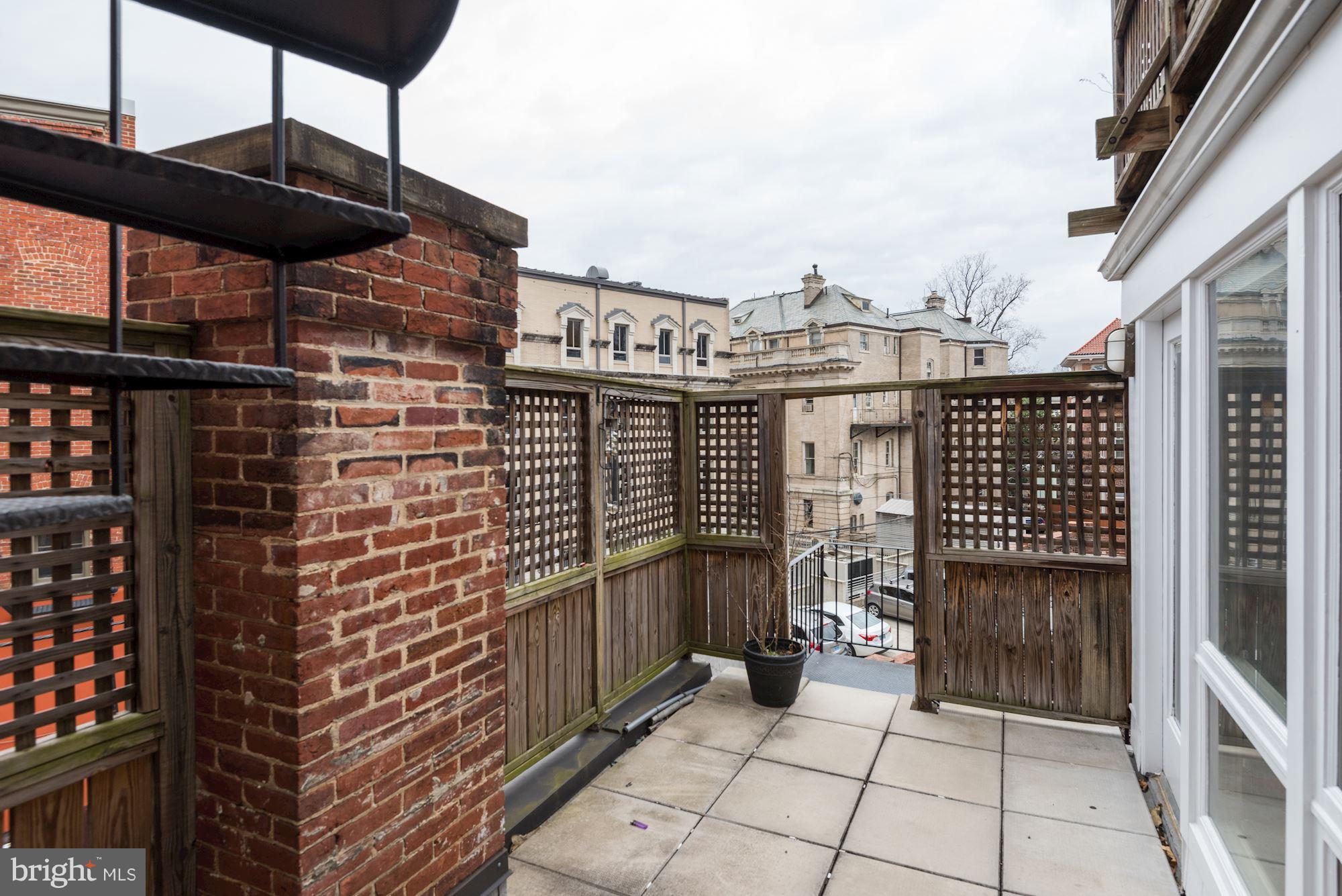 2210 R Street Northwest Washington, DC 20008 - Photo 23 of 29 Terrace - Main Unit