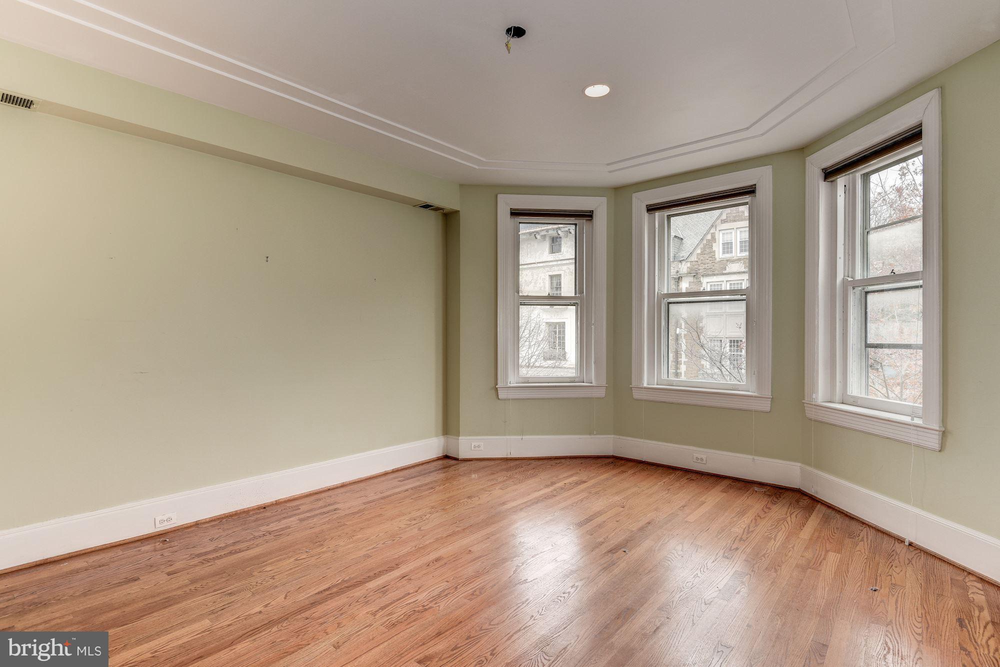2210 R Street Northwest Washington, DC 20008 - Photo 4 of 29 Dining Room - Upper Unit