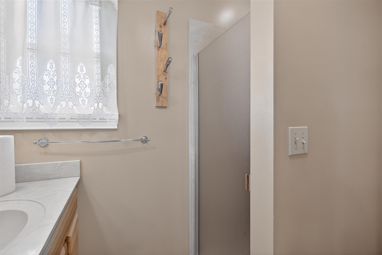 709 Detroit Street Jackson, MI 49201 - Photo 22 of 38