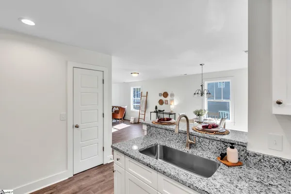 $238,500 | 402 Woodland Circle, Belton, SC 29627