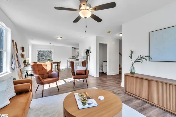 $238,500 | 402 Woodland Circle, Belton, SC 29627