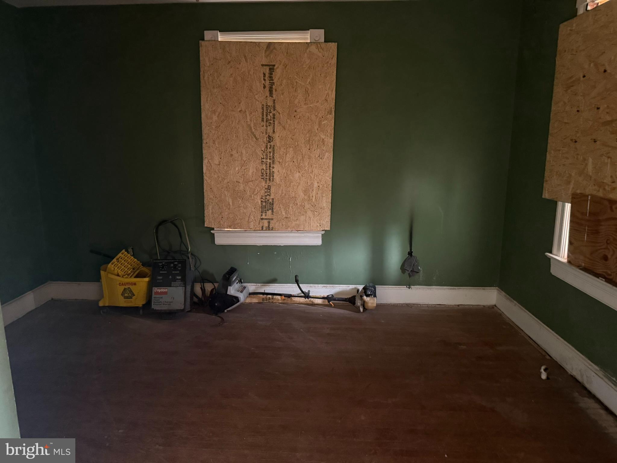 2223 R Street Southeast Washington, DC 20020 - Photo 7 of 28 Living room