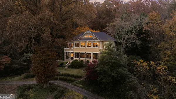 $977,800 | 2116 Orchard Drive, Clarkesville, GA 30523