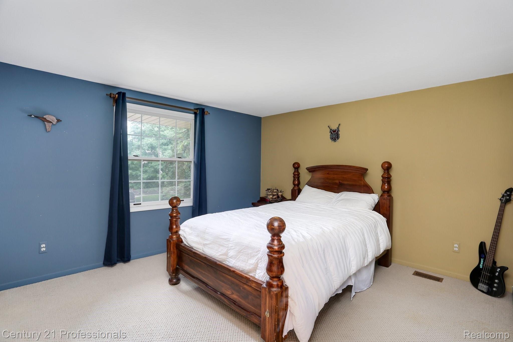 1793 North Kilburn Road Rochester, MI 48306 - Photo 19 of 25 4th Bedroom