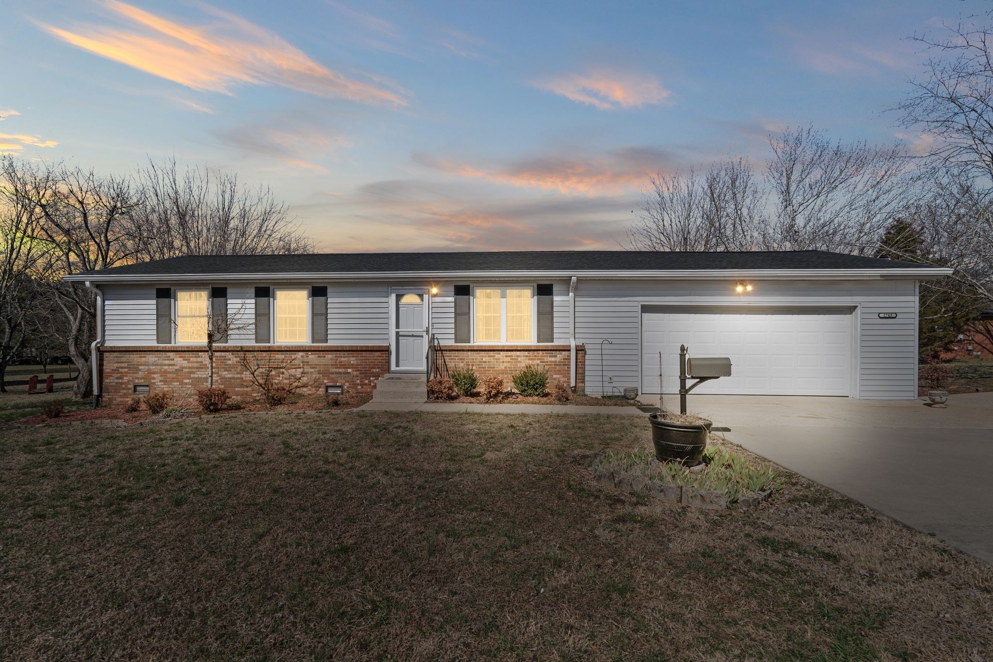 1765 Rutledge Ln. Lebanon, TN 37087 - Photo 4 of 33 Gallery Image 4