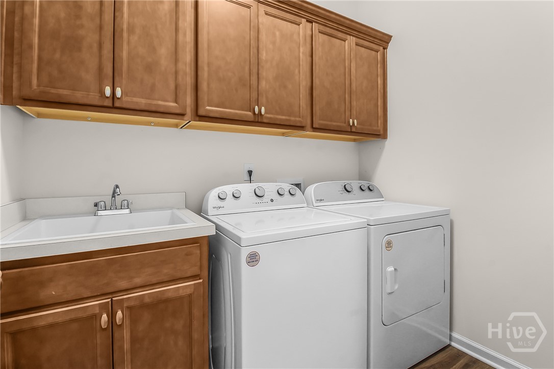 102 Rosamund Road Pooler, GA 31322 - Photo 29 of 45 Laundry