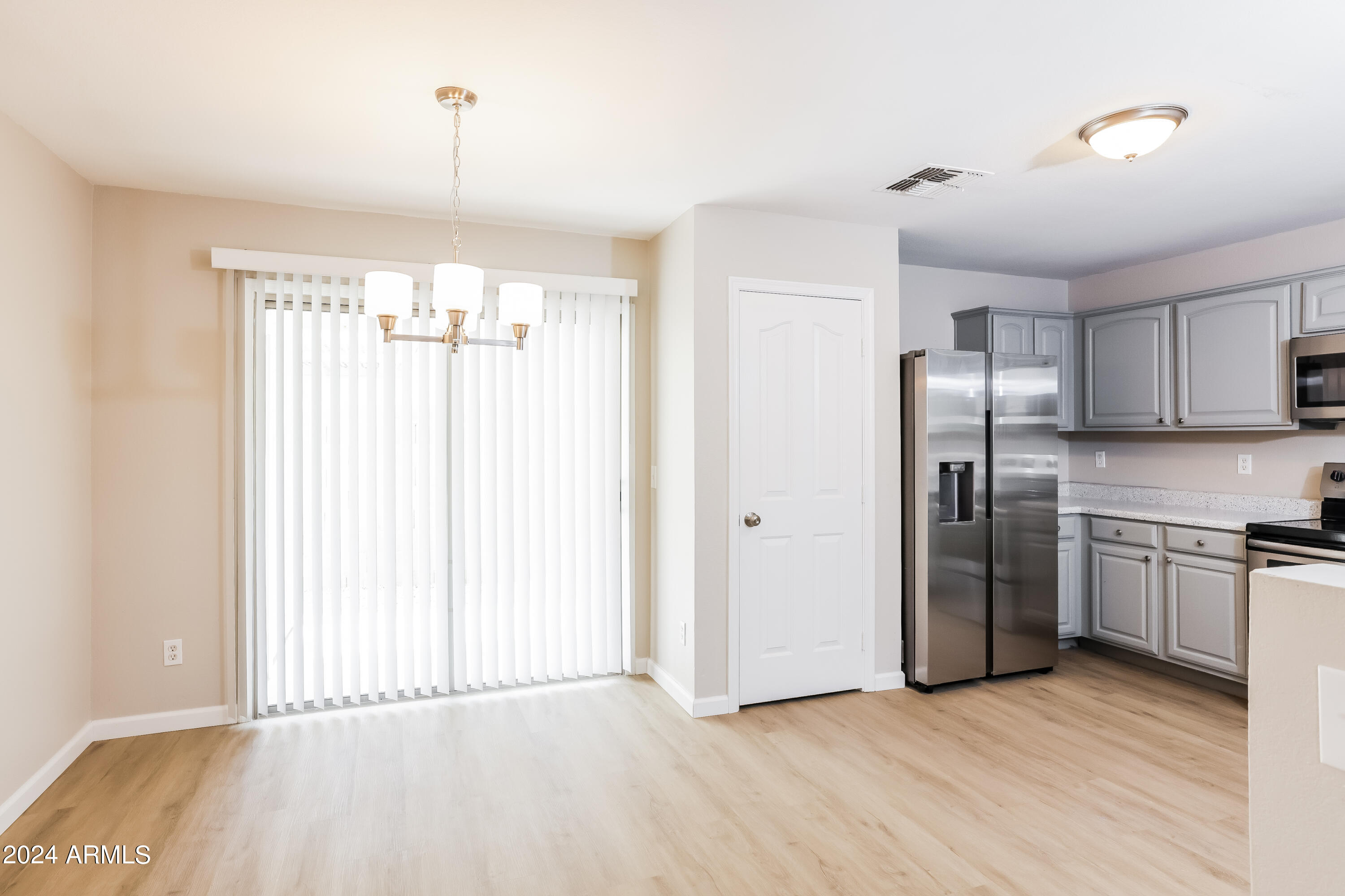 11171 West Garfield Street Avondale, AZ 85323 - Photo 5 of 15 003-photo-dining-room-11762309