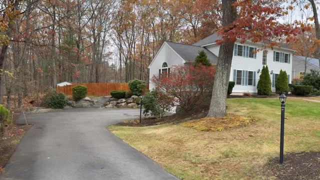 $779,000 | 18 Julia Drive, Hooksett, NH 03106