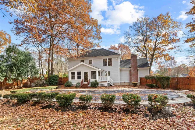 $779,000 | 18 Julia Drive, Hooksett, NH 03106