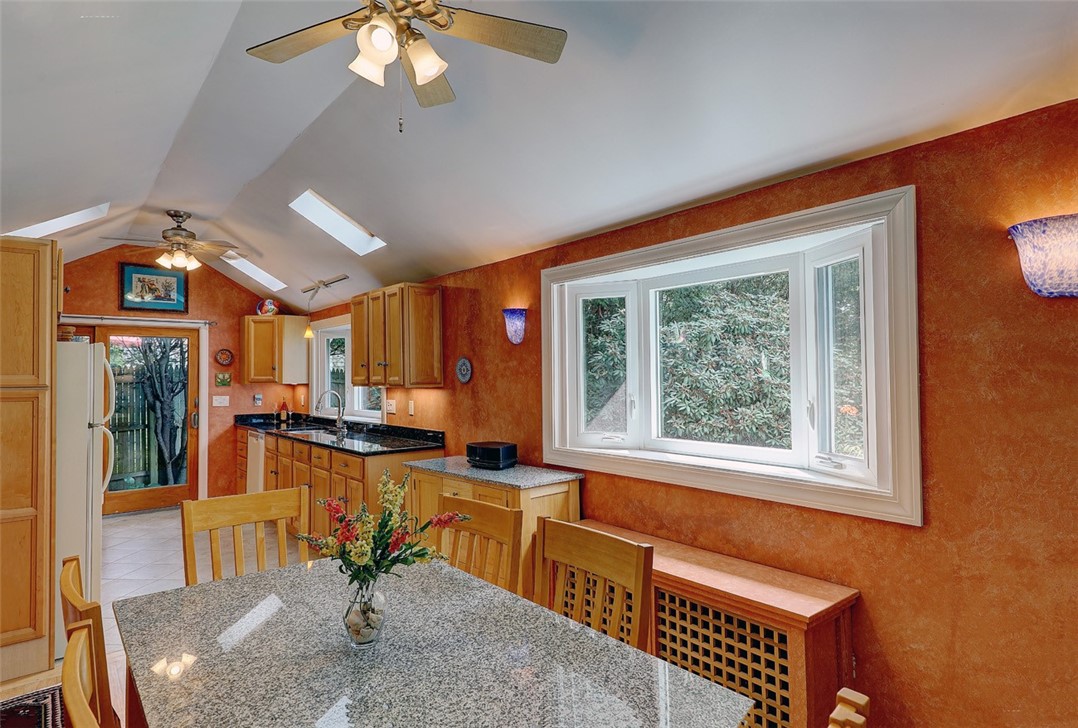 38 Langworthy Road Westerly, RI 02891 - Photo 11 of 44