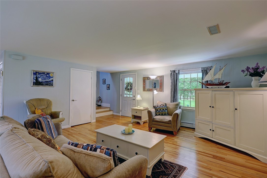 38 Langworthy Road Westerly, RI 02891 - Photo 8 of 44