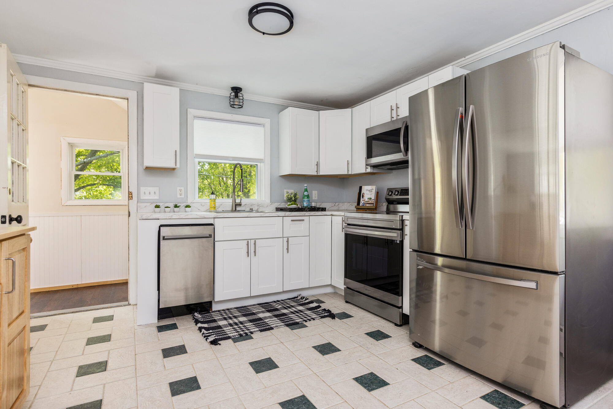 17 Cheverus Road Cape Elizabeth, ME 04107 - Photo 10 of 34 Kitchen-2