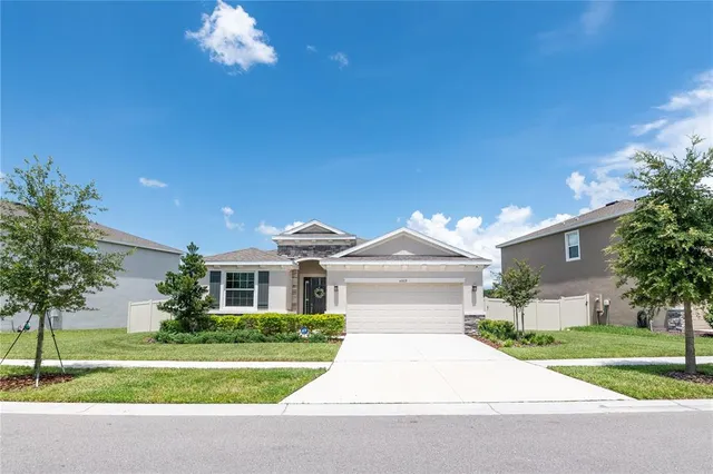 $1,900 | 16619 Mooner Plank Circle, Wimauma, FL 33598