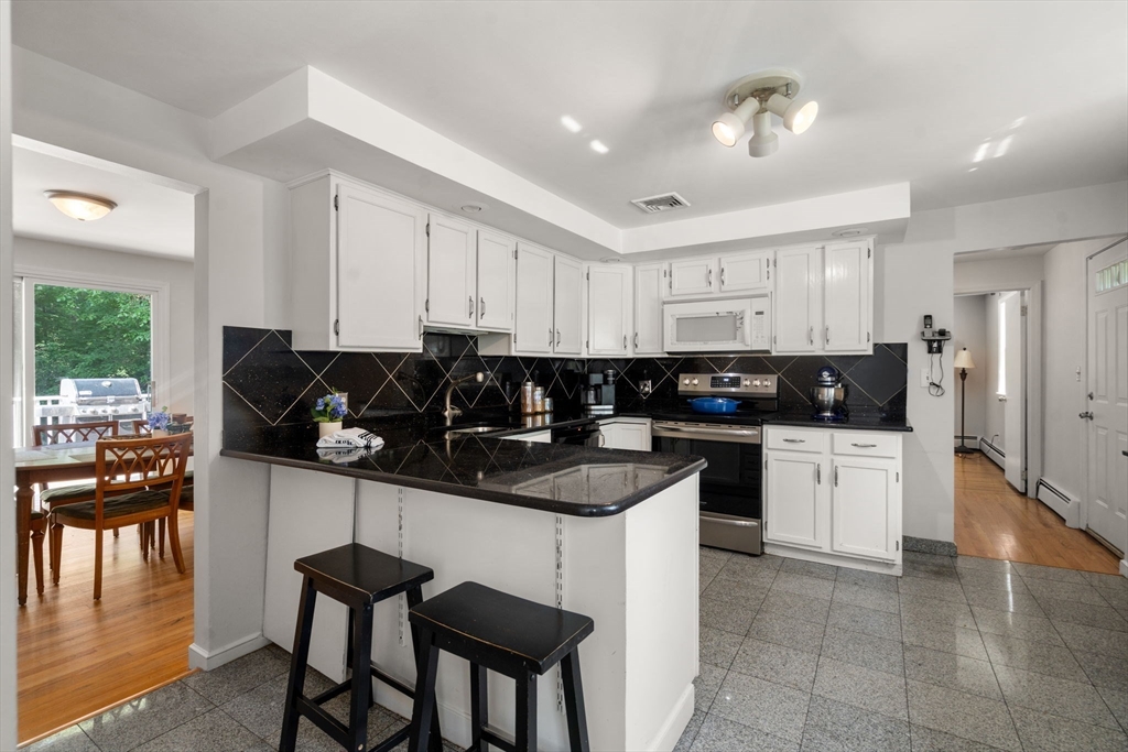 258 Edgell Road Framingham, MA 01701 - Photo 5 of 22