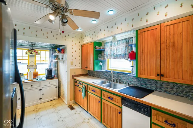 $200,000 | 2518 Wilson Street, Terre Haute, IN 47803