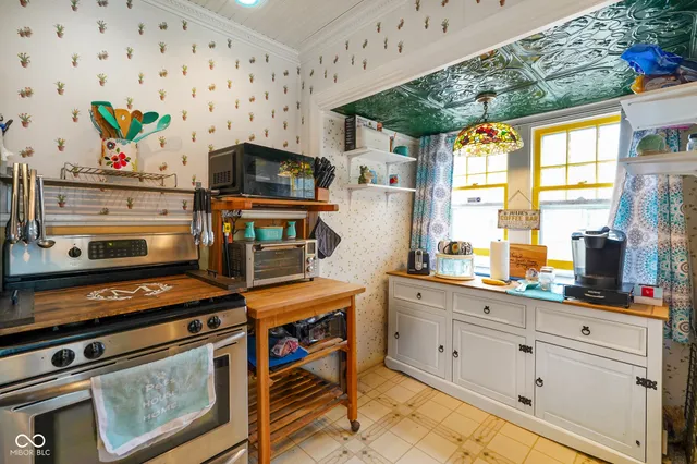 $200,000 | 2518 Wilson Street, Terre Haute, IN 47803