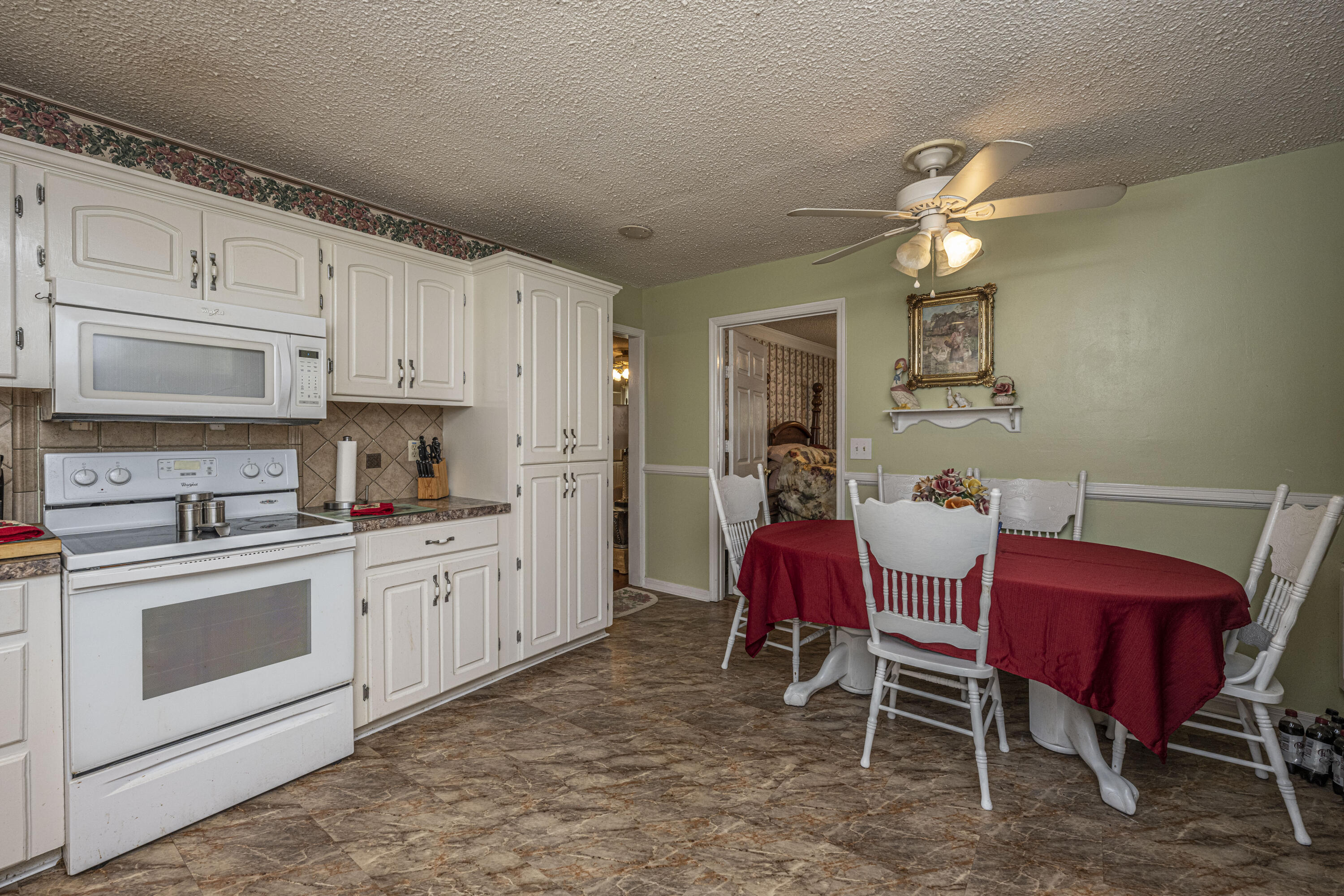 9391 Sidneys Road Round O, SC 29474 - Photo 13 of 43 9391SidneysRd31