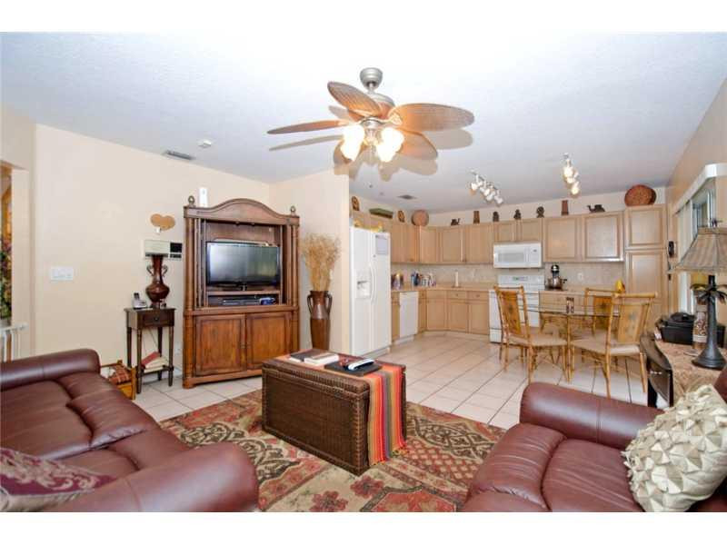 11218 Rhapsody Road Cooper City, FL 33026 - Photo 16 of 22 Den/Family/Great Room