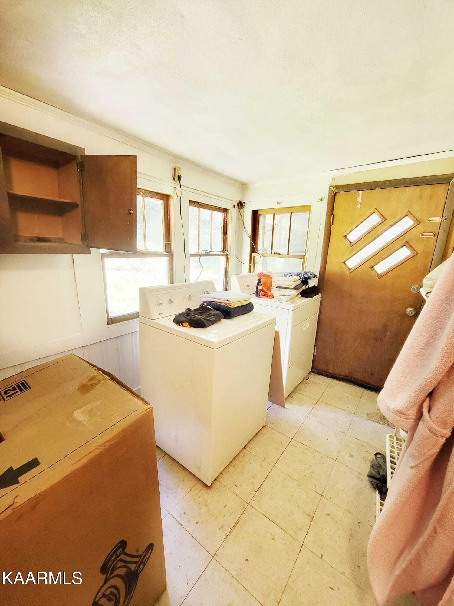 104 Highway 160 Newport, TN 37821 - Photo 24 of 24 a kitchen with a sink appliances and cabinets