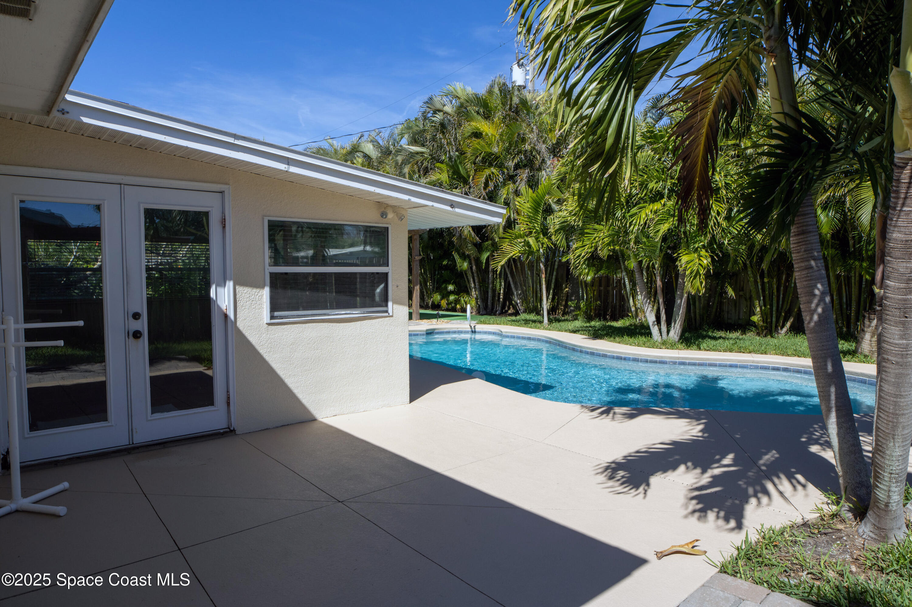 653 Bermuda Road Cocoa Beach, FL 32931 - Photo 10 of 57 IMG_2040 copy