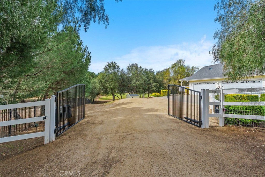 35105 Loma Road Lake Elsinore, CA 92530 - Photo 26 of 55