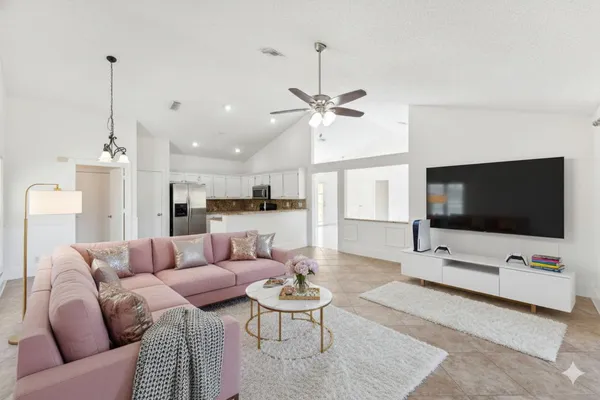 $3,500 | 3855 Sabal Lakes Road, Delray Beach, FL 33445