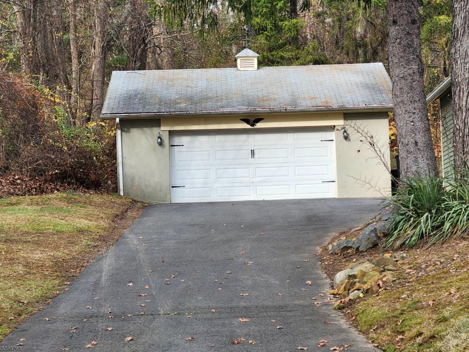 137 Mountain Avenue Gillette, NJ 07933 - Photo 6 of 17