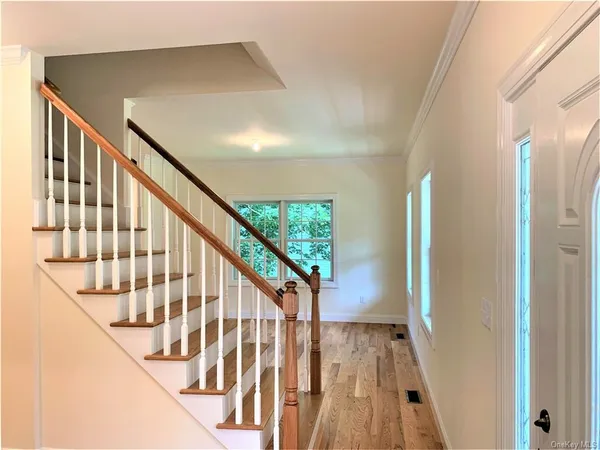 $919,900 | 13 Hill Street, Cortlandt Manor, NY 10567