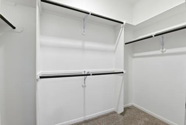 $2,300 | 19427 Trotter Cp Trail, Tomball, TX 77377