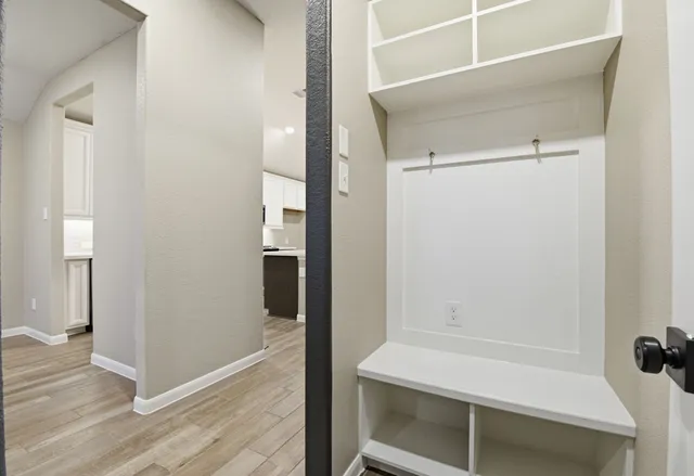 $2,300 | 19427 Trotter Cp Trail, Tomball, TX 77377