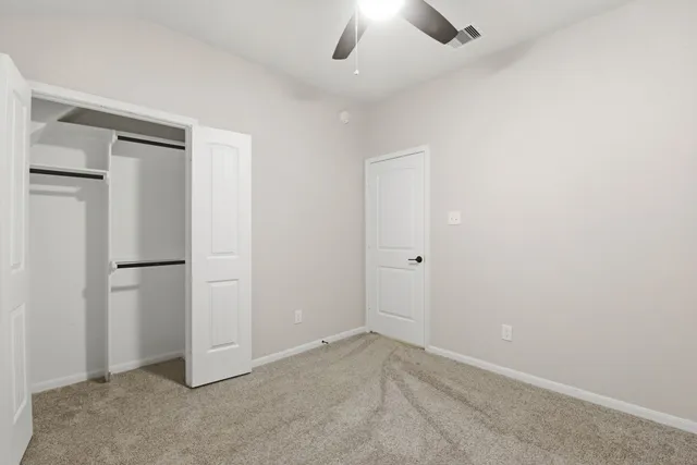 $2,300 | 19427 Trotter Cp Trail, Tomball, TX 77377