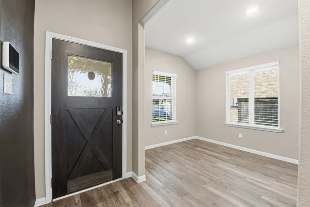 $2,300 | 19427 Trotter Cp Trail, Tomball, TX 77377