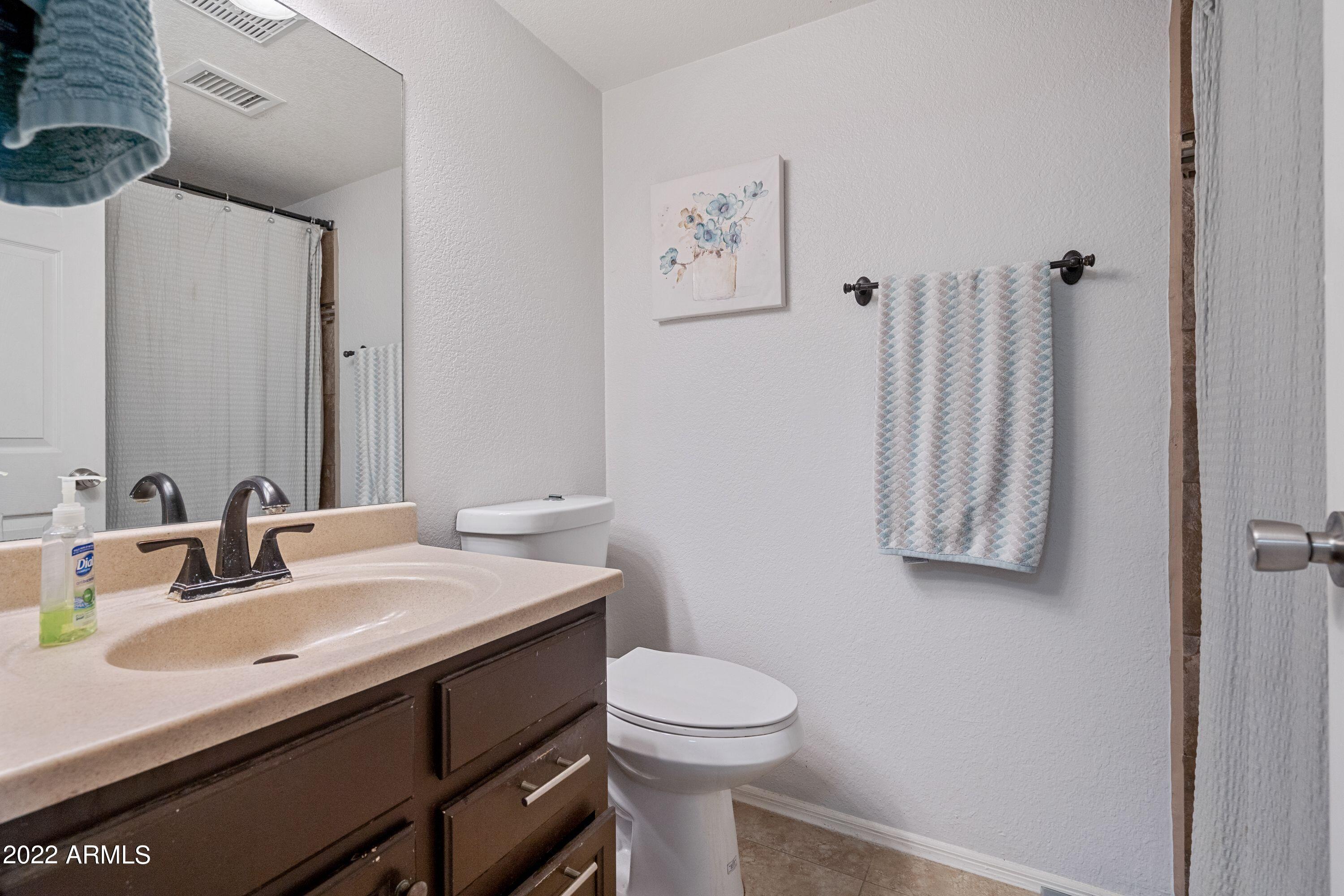 8111 West Wacker Road, Unit 23 Peoria, AZ 85381 - Photo 7 of 12 PIC 6