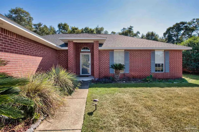 $2,000 | 5920 Ashton Woods Circle, Milton, FL 32570
