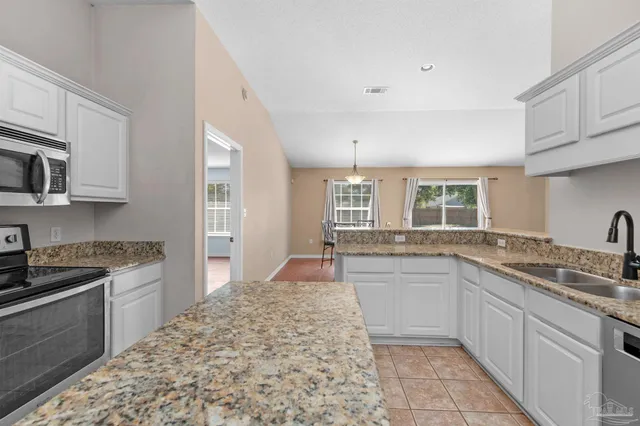 $2,000 | 5920 Ashton Woods Circle, Milton, FL 32570